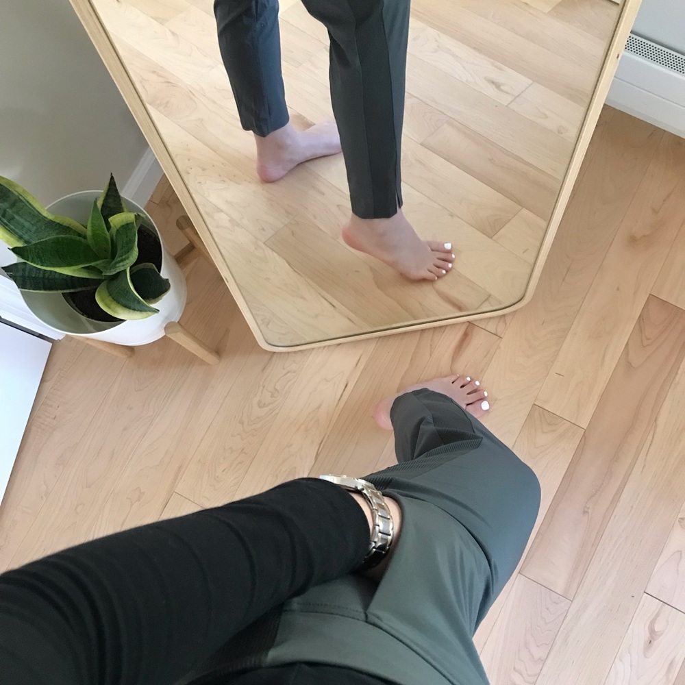 FLASH SALE 🎉 Athleta Pants!